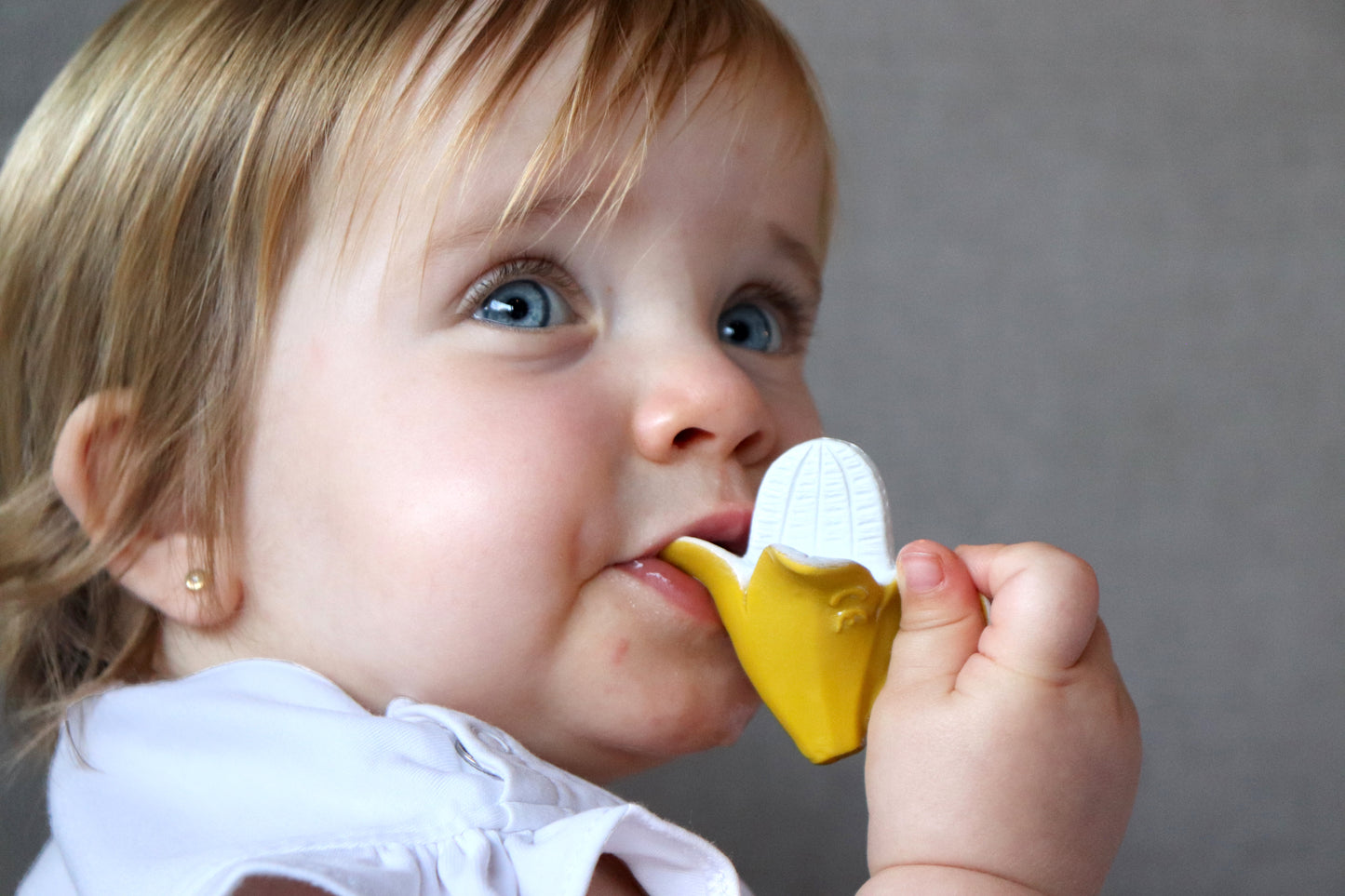 toy-teether-anita-the-bananita-mini