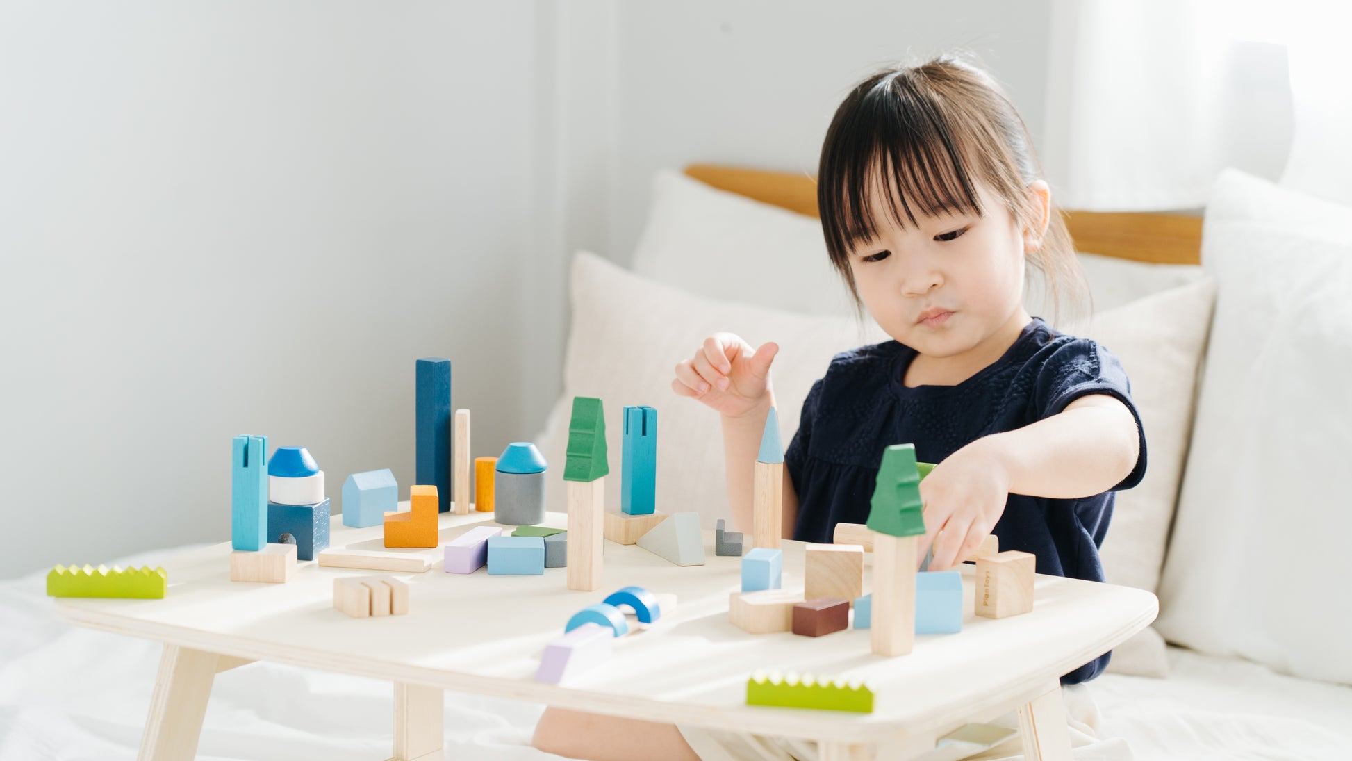 wooden-blocks-urban-city