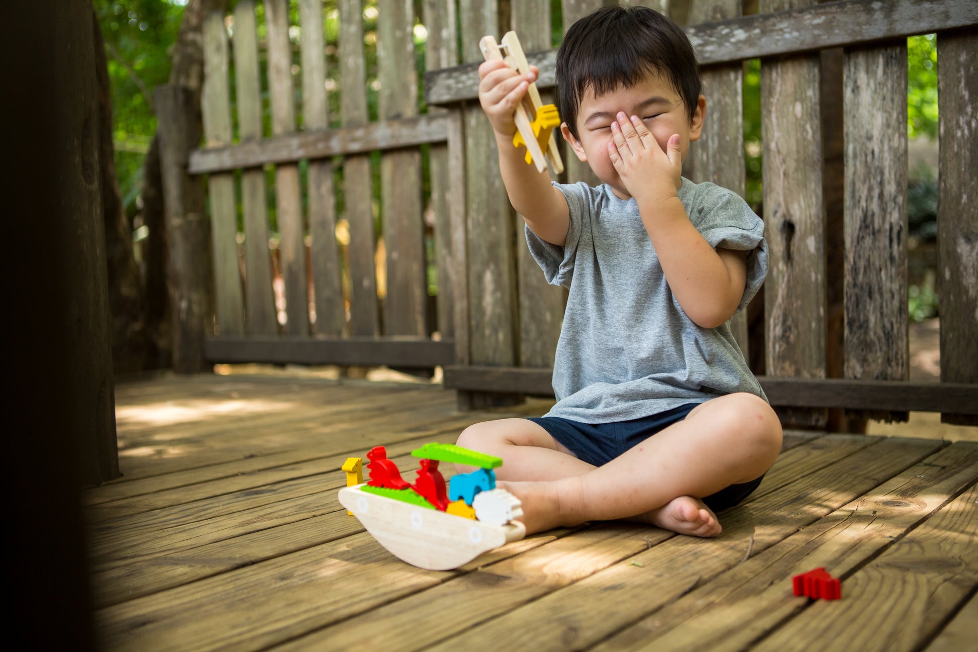 wooden-playset-balancing-boat