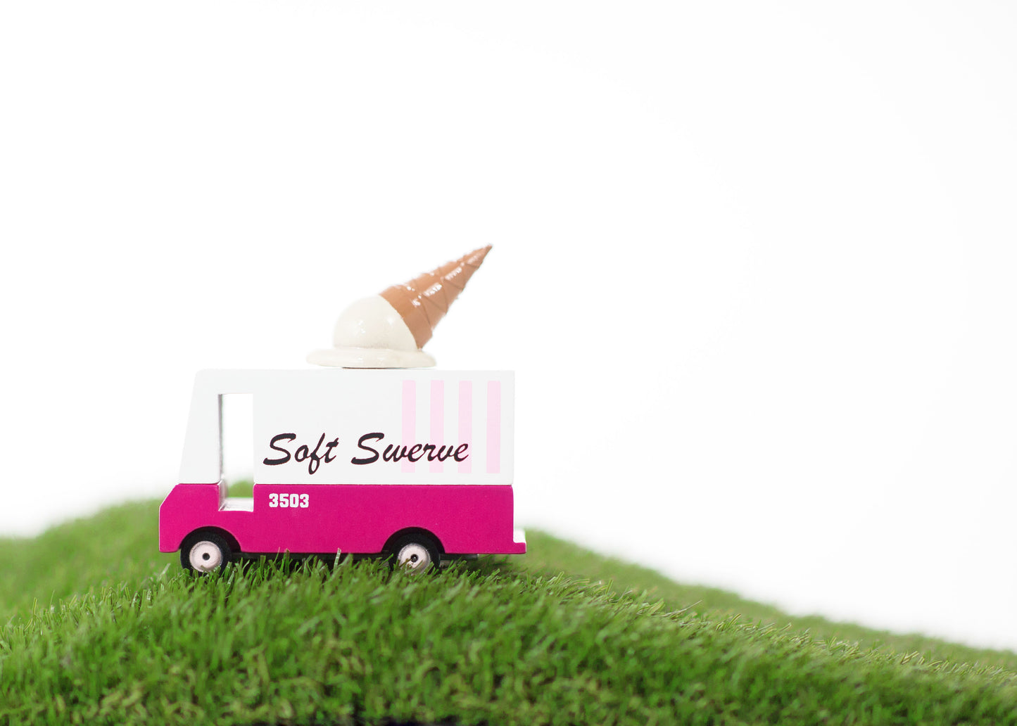 wooden-toy-car-Icecream