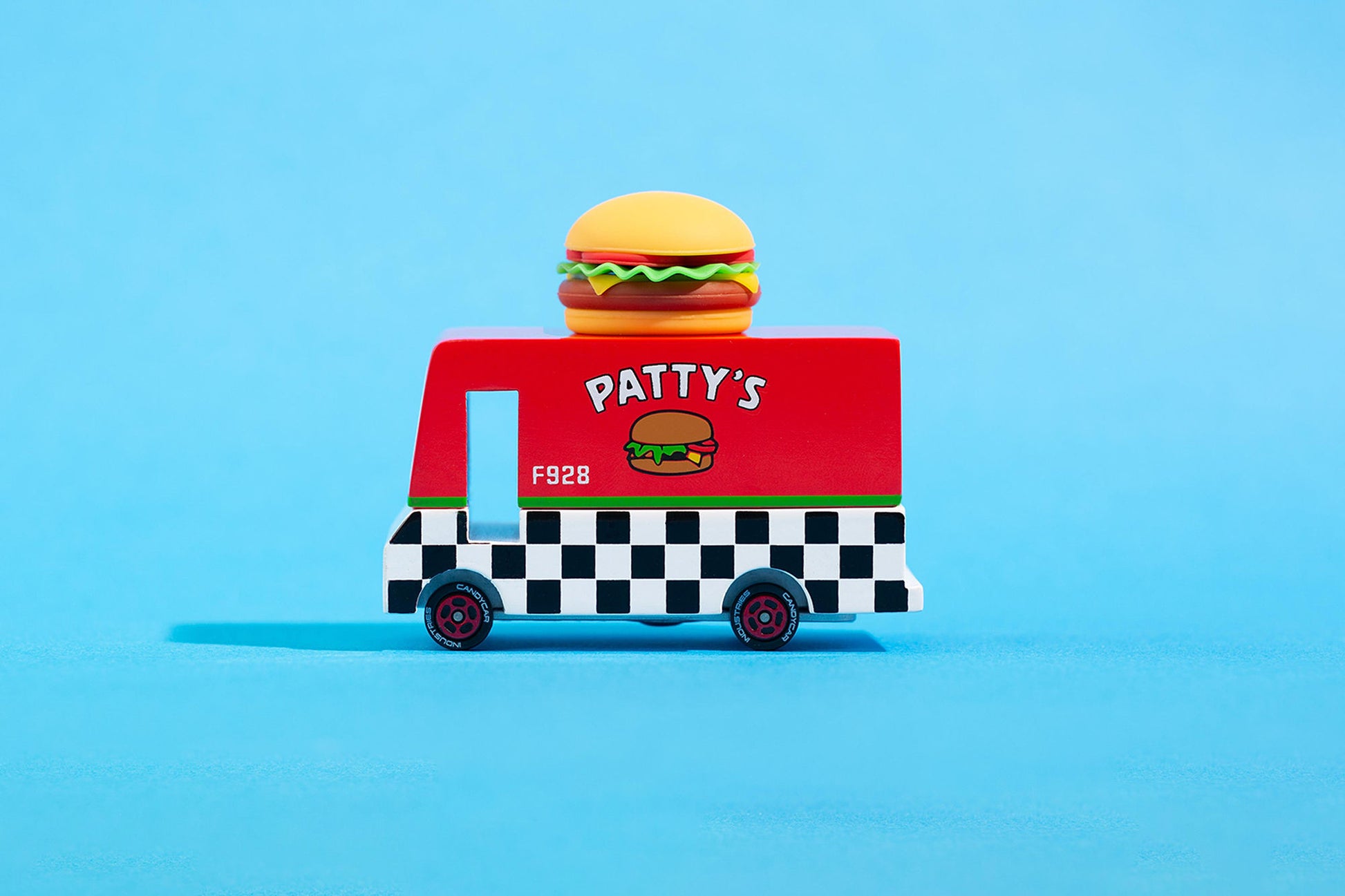 wooden-toy-car-burger