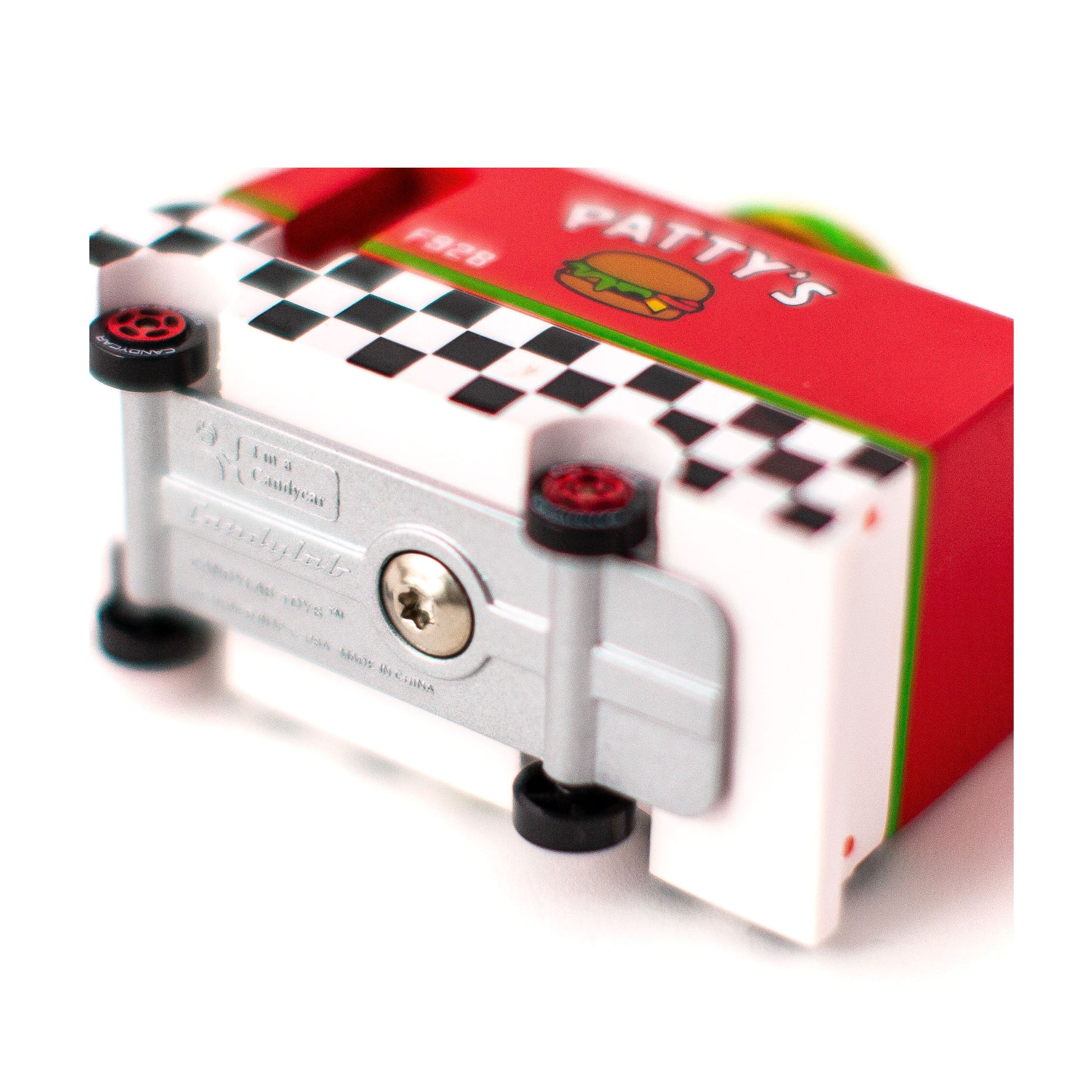 wooden-toy-car-burger