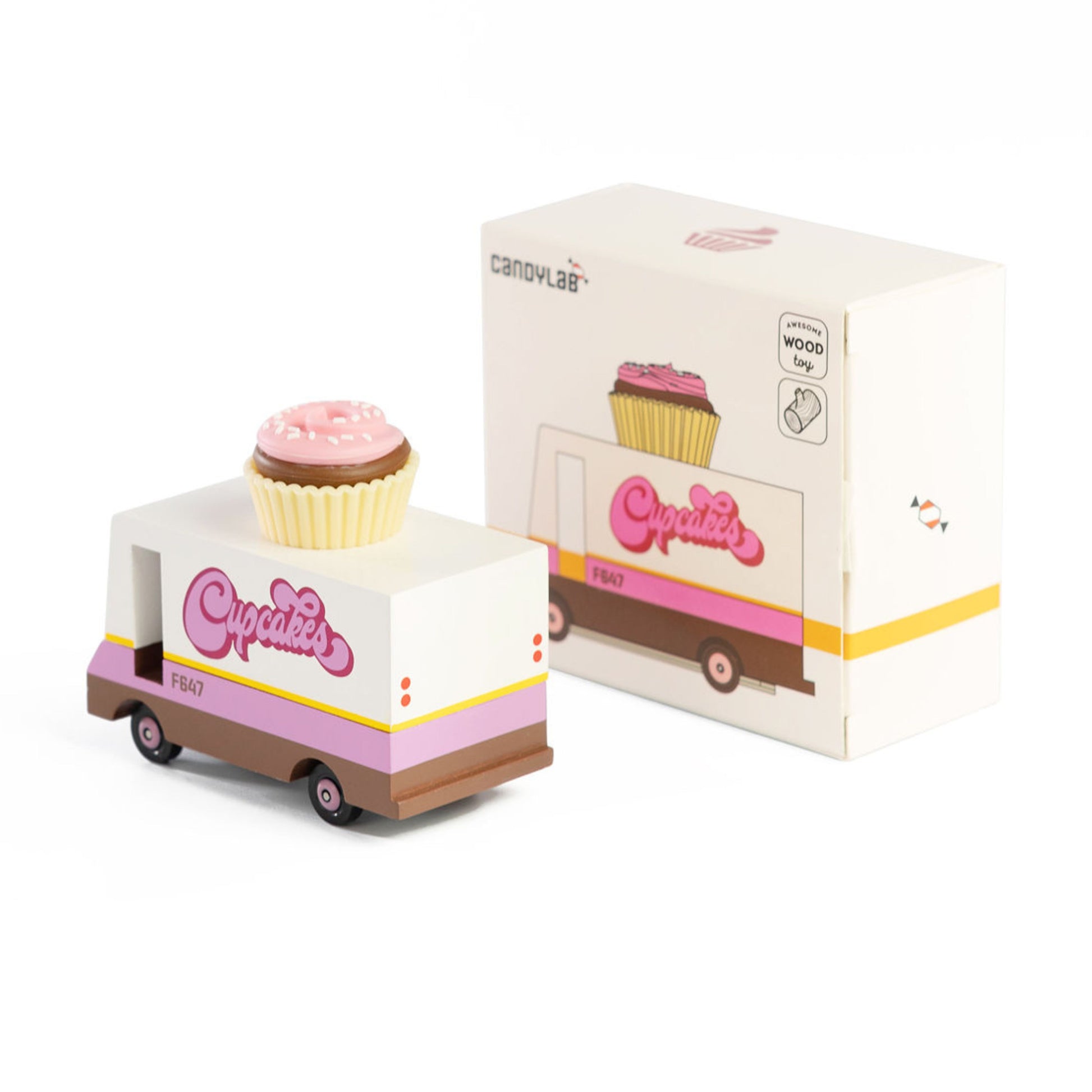 wooden-toy-car-cupcake