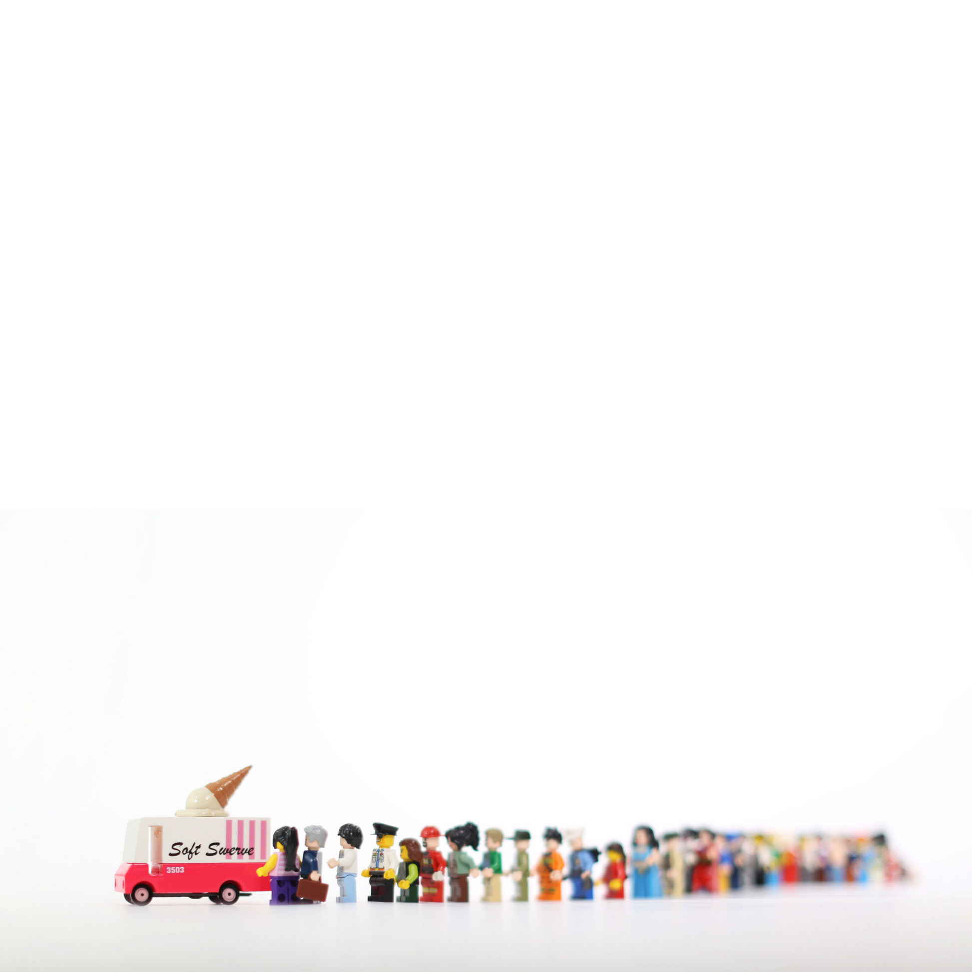 wooden-toy-car-icecream