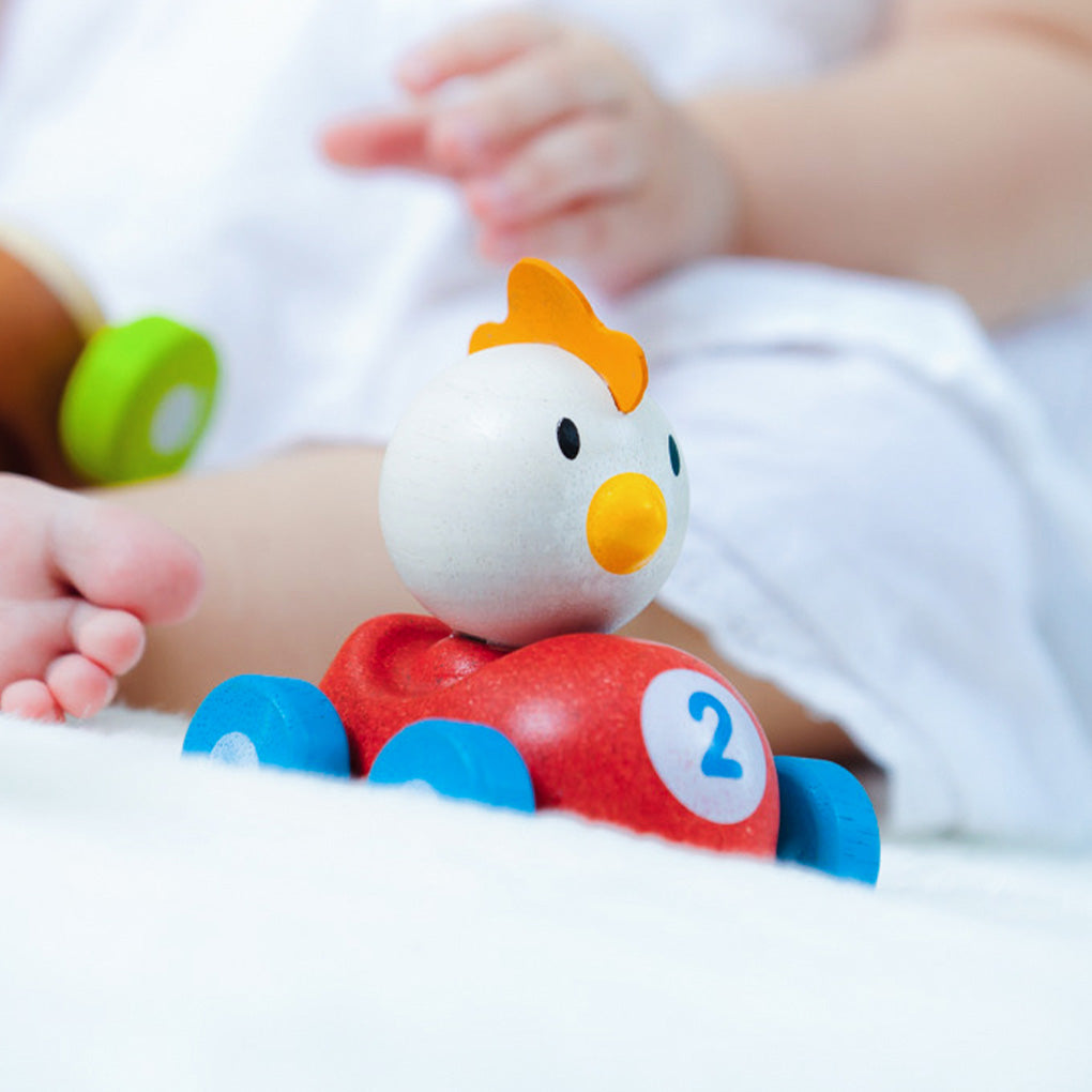 wooden-toy-chicken-racer
