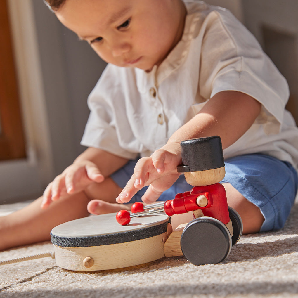 wooden-toy-drummer