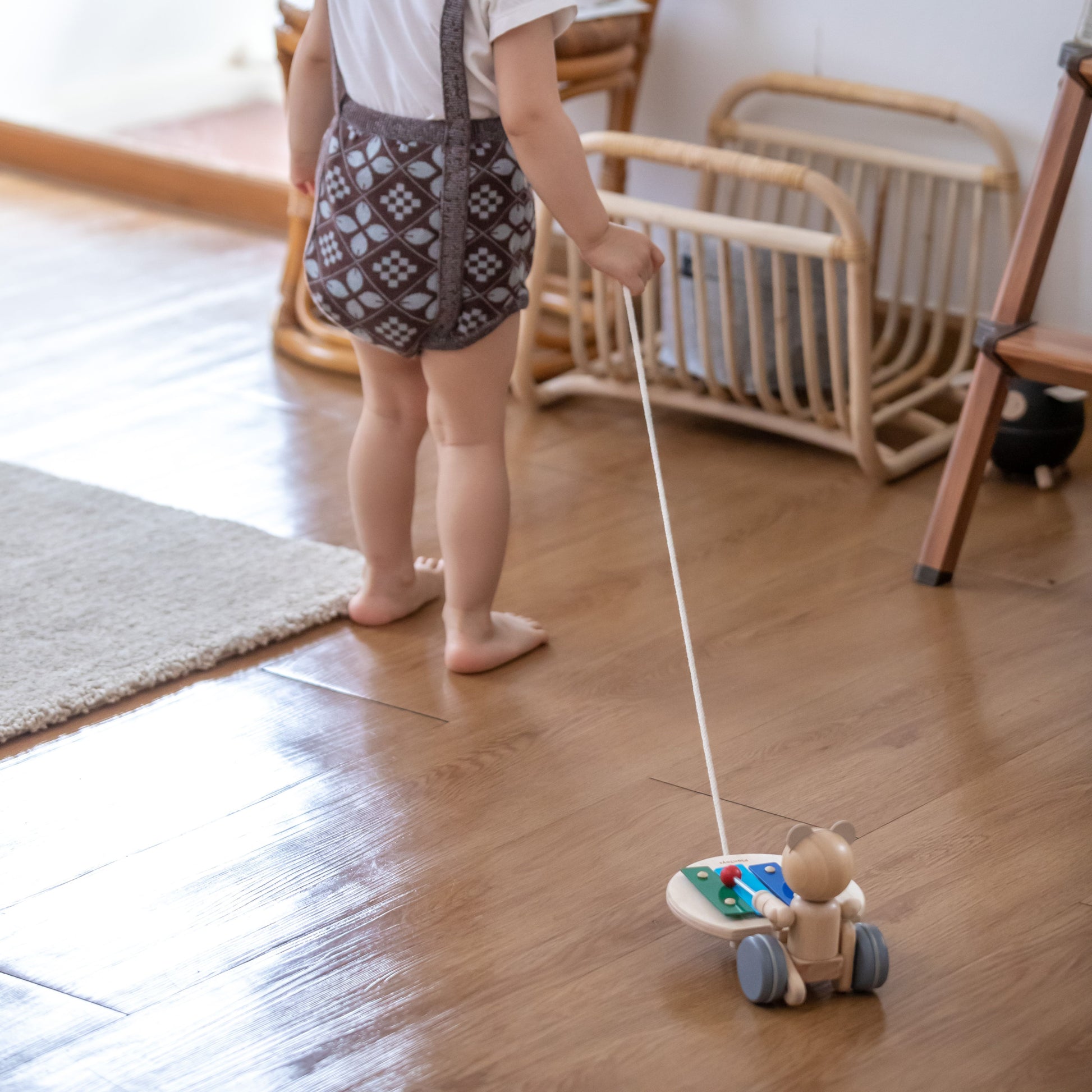 wooden-toy-musical-bear