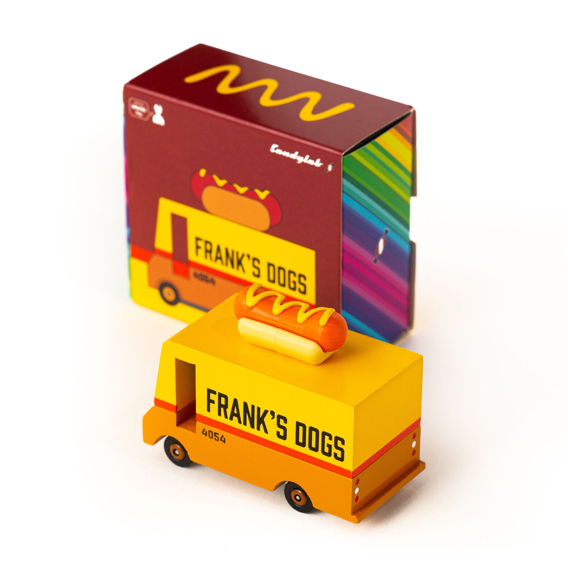 wooden-toy-car-hotdog
